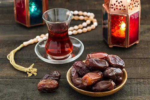 چرا افطار کردن در ماه رمضان مفید است؟